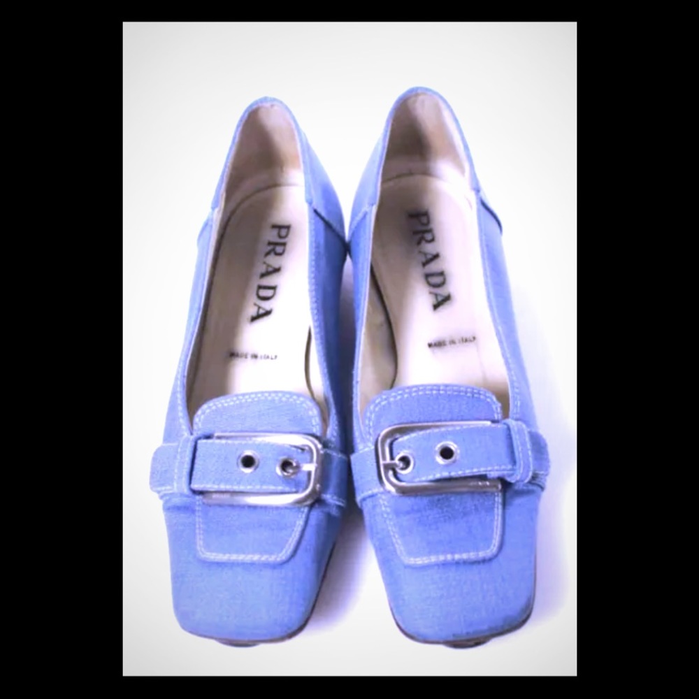 Prada blue loafers ❤️